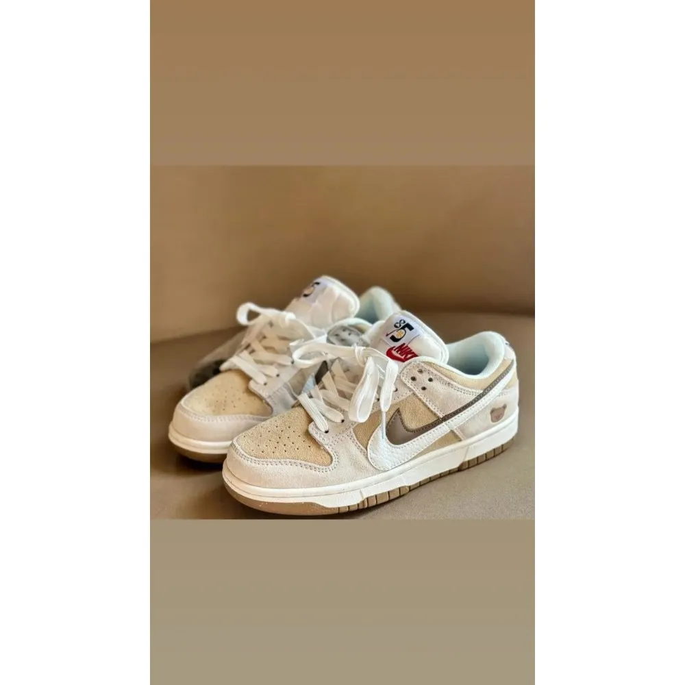 Dunk 85 Double Swoosh