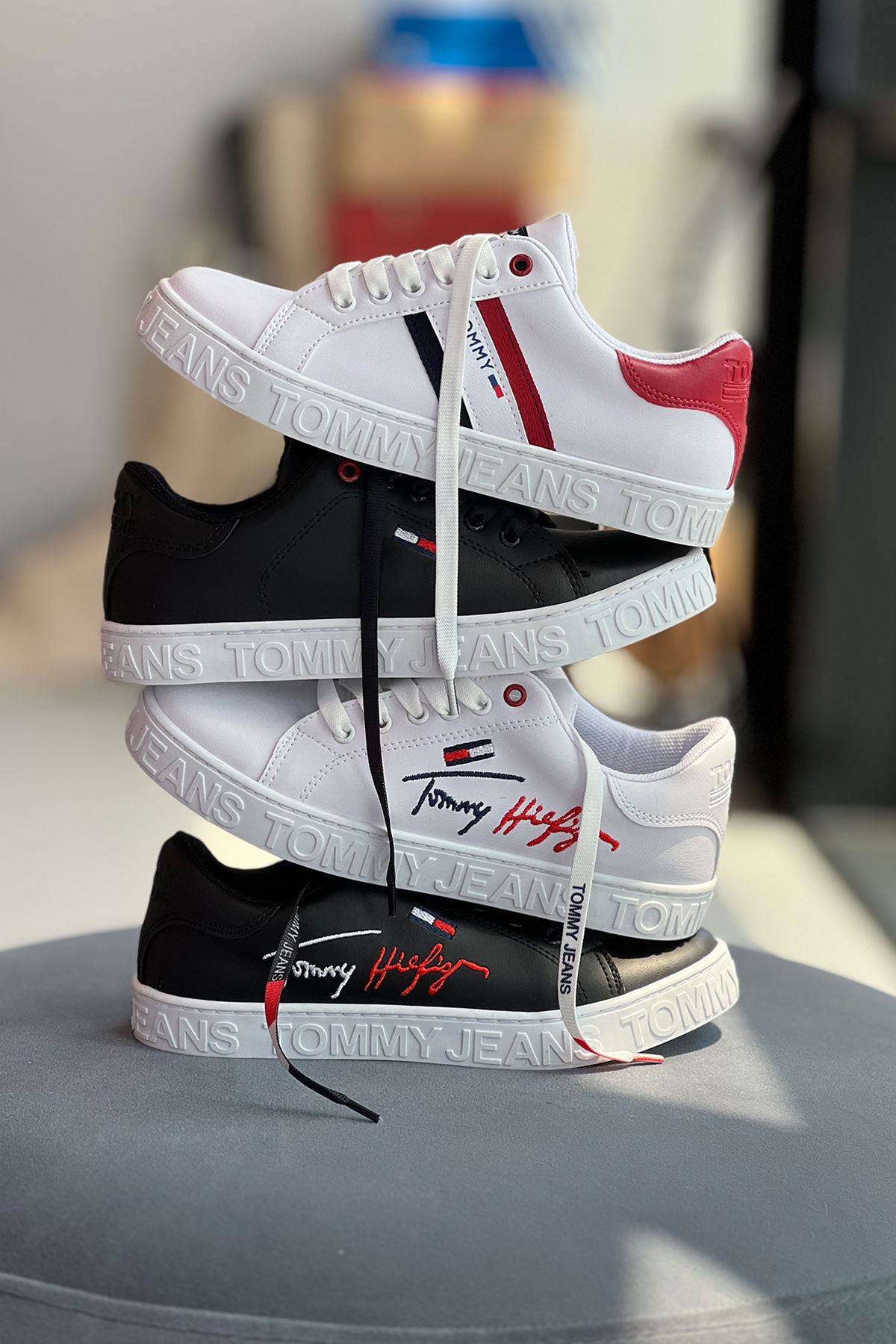 Tommy Hilfiger Siyah